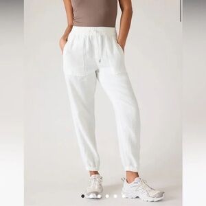 NWT Athleta retreat linen joggers